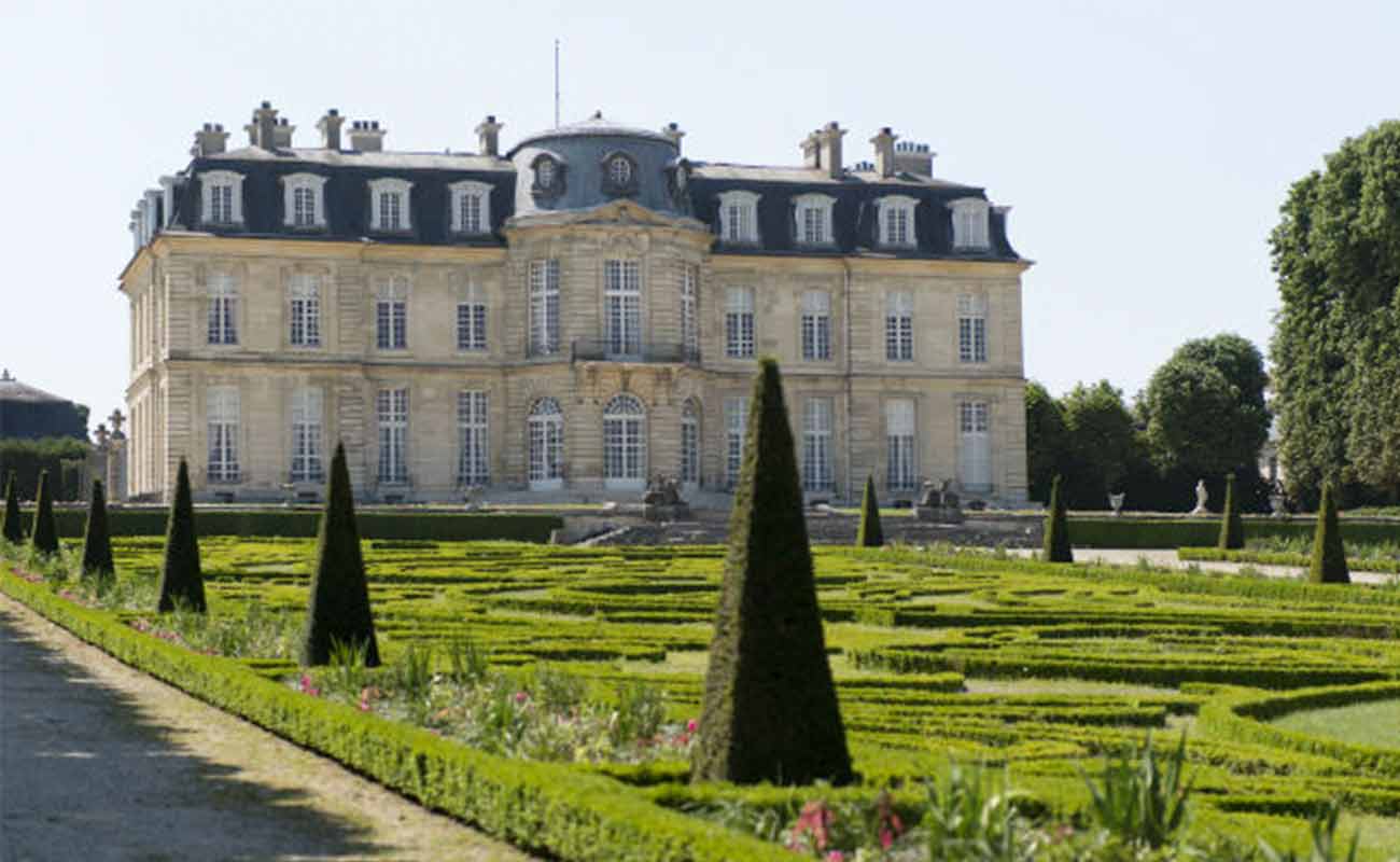 Les jardins du chateau de Champs-sur-Marne situé en Seine-et-Marne
