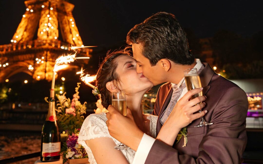 Mariage sur une péniche à Paris