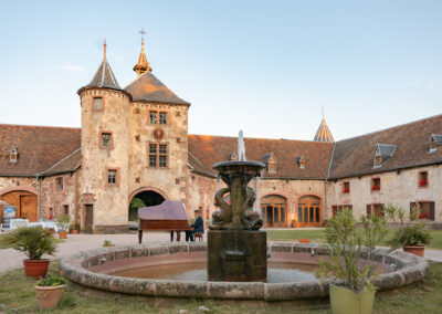 mariage au Château de thanvillé, vue de la cour, en Alsace